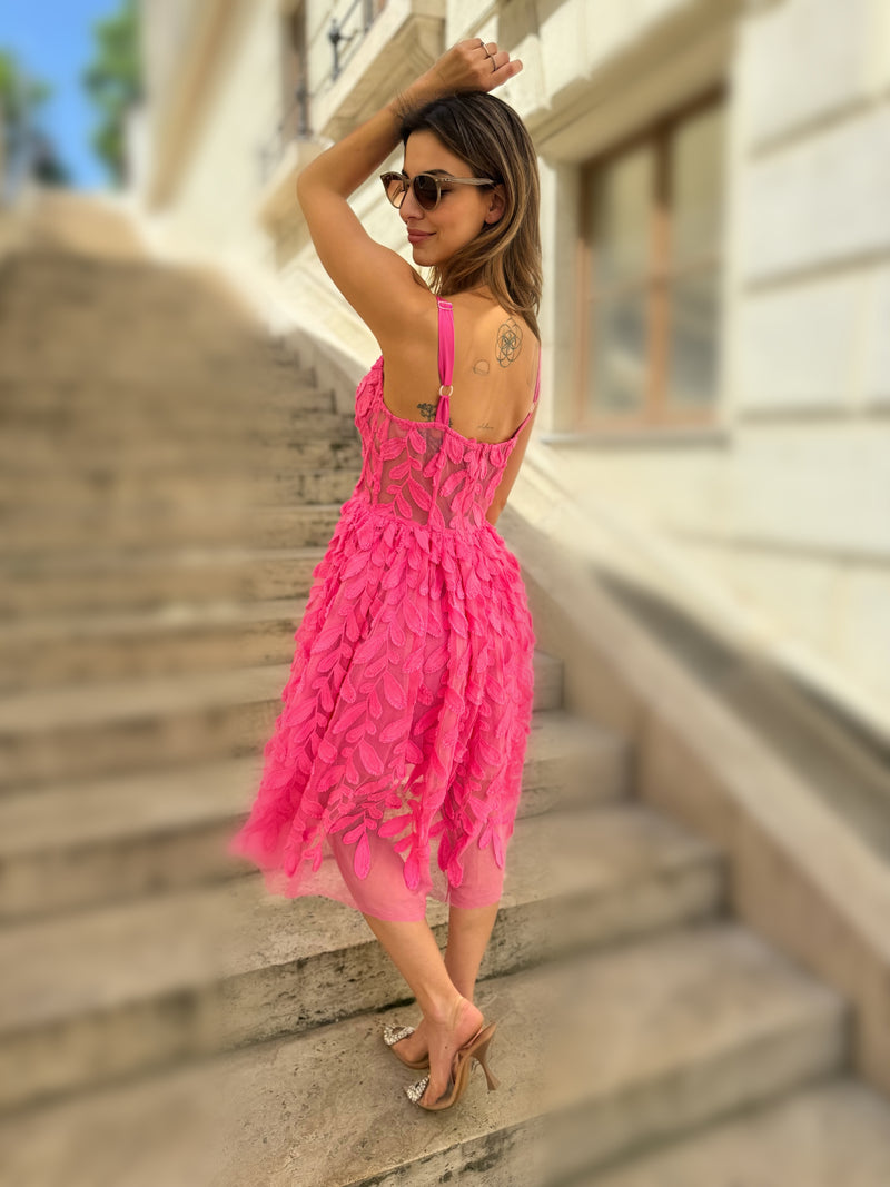 Midi elegancia // Lilibet Ruha