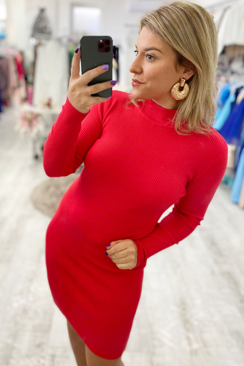 Az örök klasszikus pulcsi ruha // Kylie Ruha